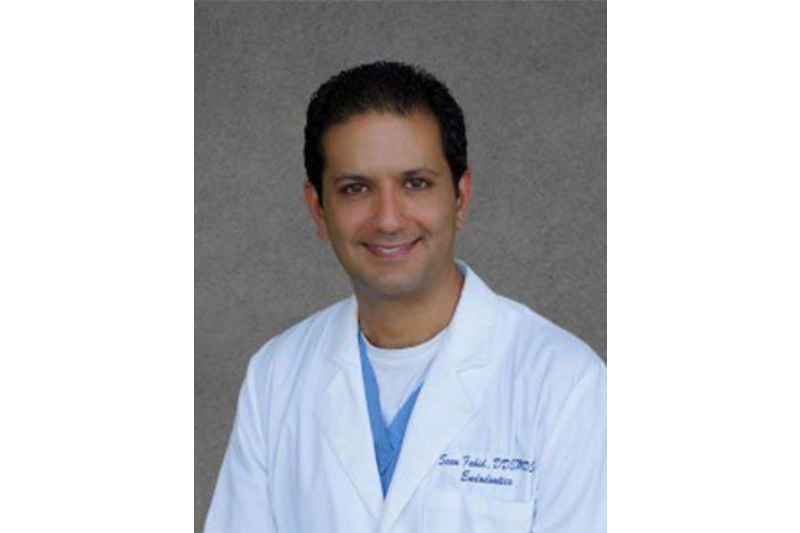 Meet Dr. Jonathan Gordon in Woodland Hills