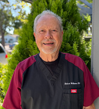 Dr. Robert Williams, DDS