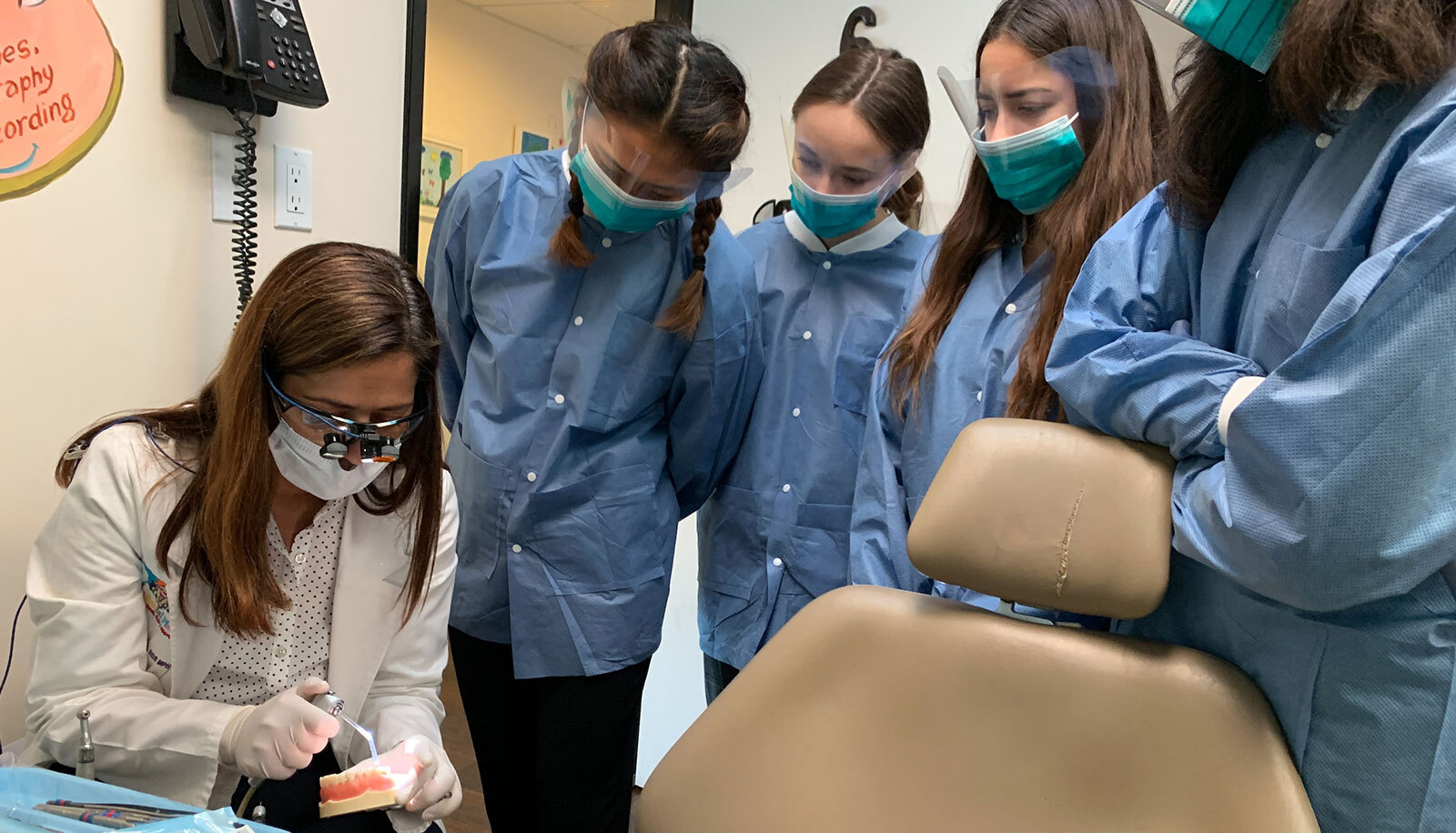 Pediatric Dentist in Glendale