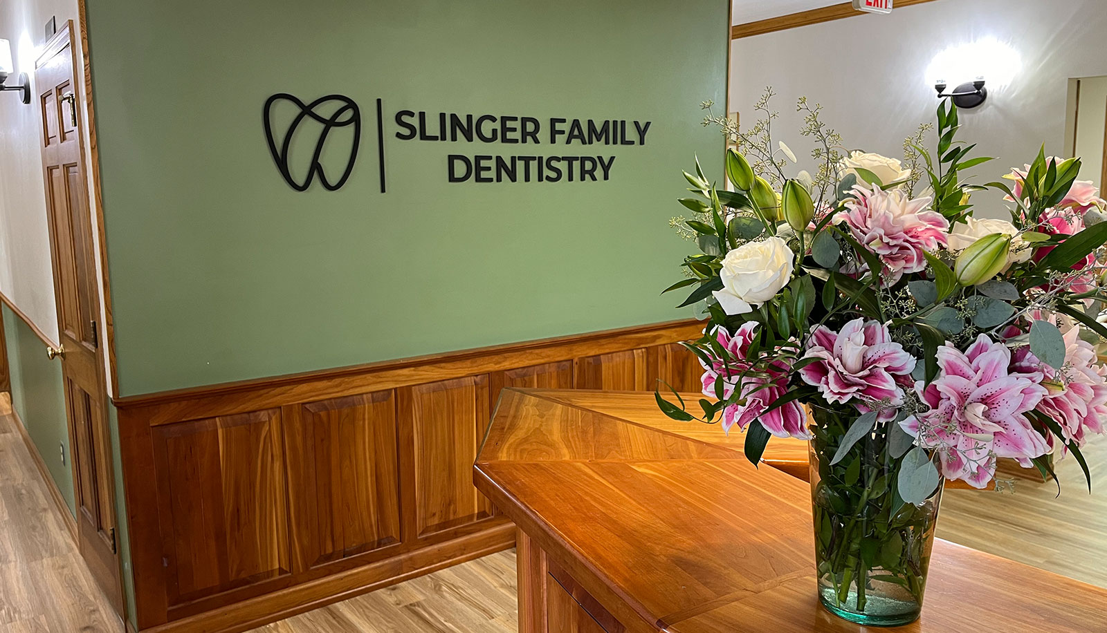 Dentist in Slinger